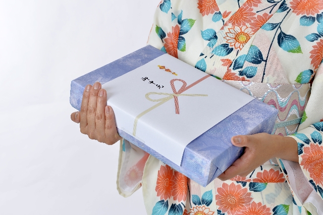 OMOTEANSHI NIPPON(おもてなし日本) コラム お中元・お歳暮、おもてなしのこころ